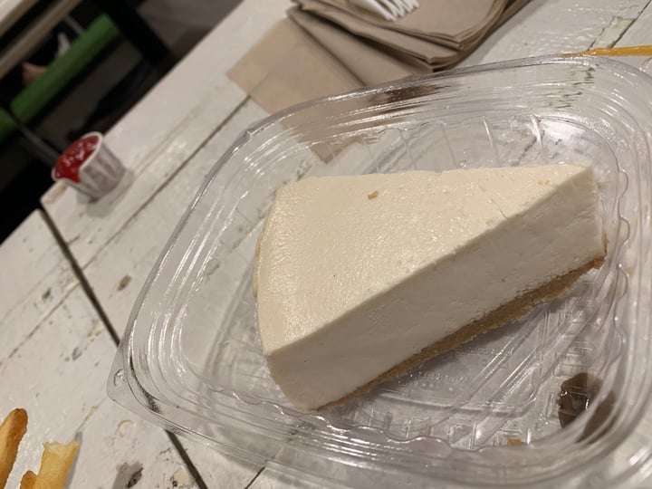 review photo of VeganBurg San Francisco Cheesecake shared by @paigenicole on 07 Dec 2019 - review