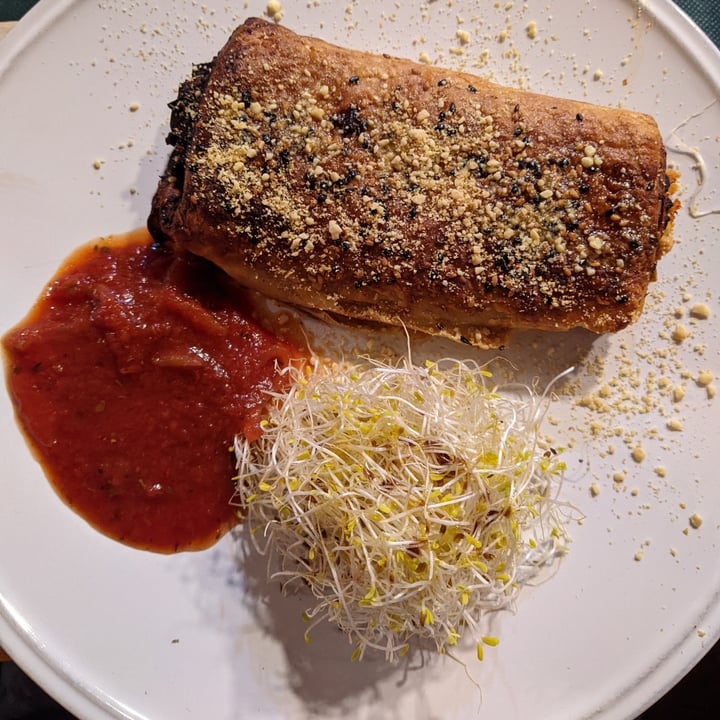 photo of CactusCat Bar Sausage roll shared by @derivilla on  26 Jun 2022 - review
