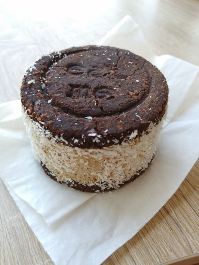 Foto del plato “Alfajor Crudo”