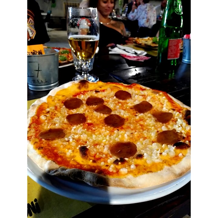 photo of Pizzeria Frontoni Pizza Diavola shared by @goveg on  24 Oct 2021 - review