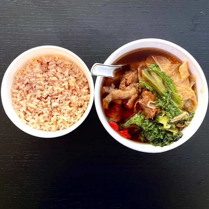 review photo of Pine Tree Cafe Vegetarian(Inside Asian Foodmall) Bak Kut Teh Soup shared by @crunchybroccoli on 25 May 2021 - review