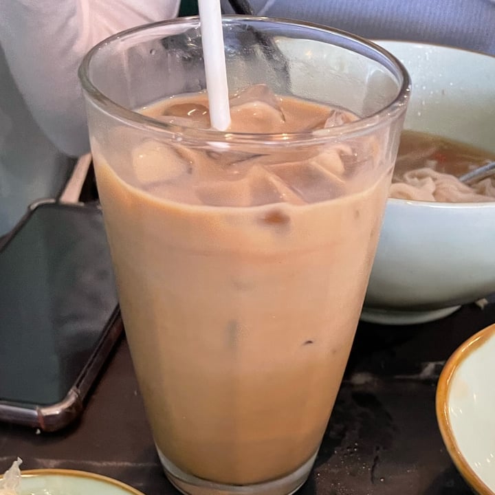photo of The Kind Bowl No-moo Iced Latte shared by @csquaree on  02 Oct 2022 - review