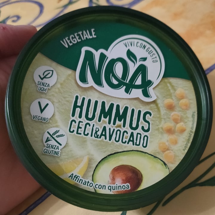 photo of Noa Hummus Ceci & Avocado shared by @alethor on  27 Nov 2021 - review