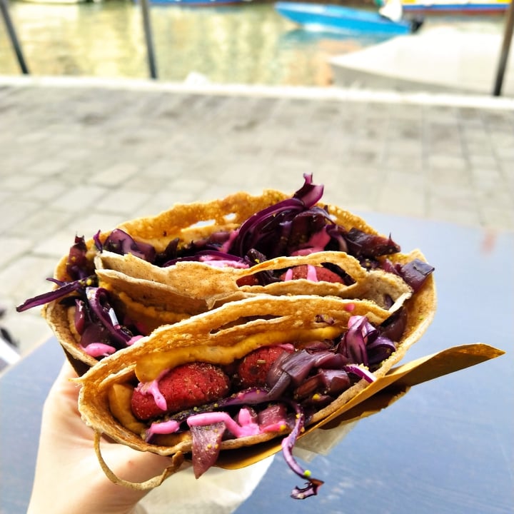 photo of Crepes house by PePe Crêpe Barbie Girl Vegan shared by @lidiaaguilar on  26 Feb 2022 - review