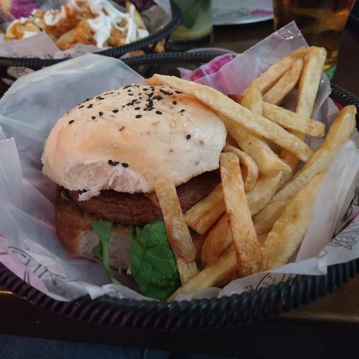 photo of Lado V Not Burger Milipili shared by @solre on  09 Aug 2021 - review