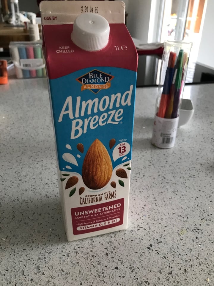 photo of Blue Diamond Unsweetened Almond Milk Original shared by @charlotteduncan on  28 Mar 2020 - review