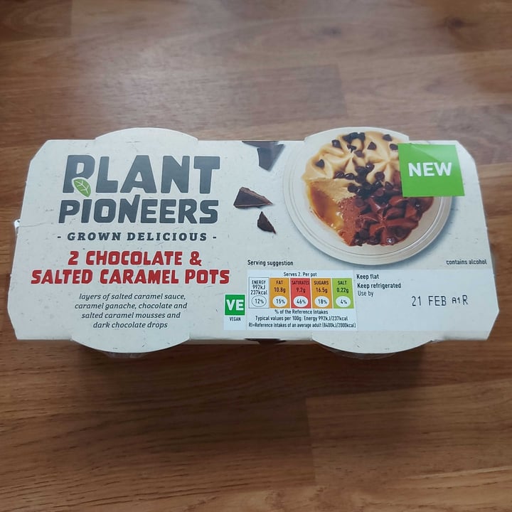 photo of Plant Pioneers 2 chocolate & salted caramel pots shared by @charlielouise87 on  26 Jan 2021 - review