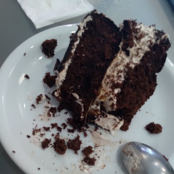review photo of Loving Hut Torta Selva negra shared by @ondavegan on 30 Jan 2022 - review