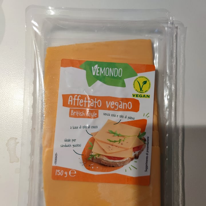 photo of Vemondo  Affettato Vegano British Style shared by @vixi13 on  03 Dec 2022 - review
