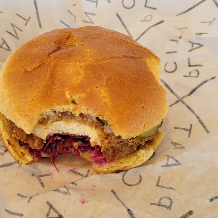 photo of Plant City X "Chik" Sandwich shared by @cathyprzel on  16 Mar 2021 - review