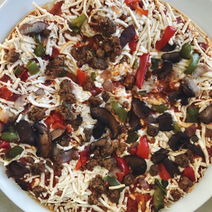 review photo of Daiya Supreme Pizza Sausage, Mushrooms & Bell Peppers shared by @marianneluvsfood on 04 Sep 2019 - review