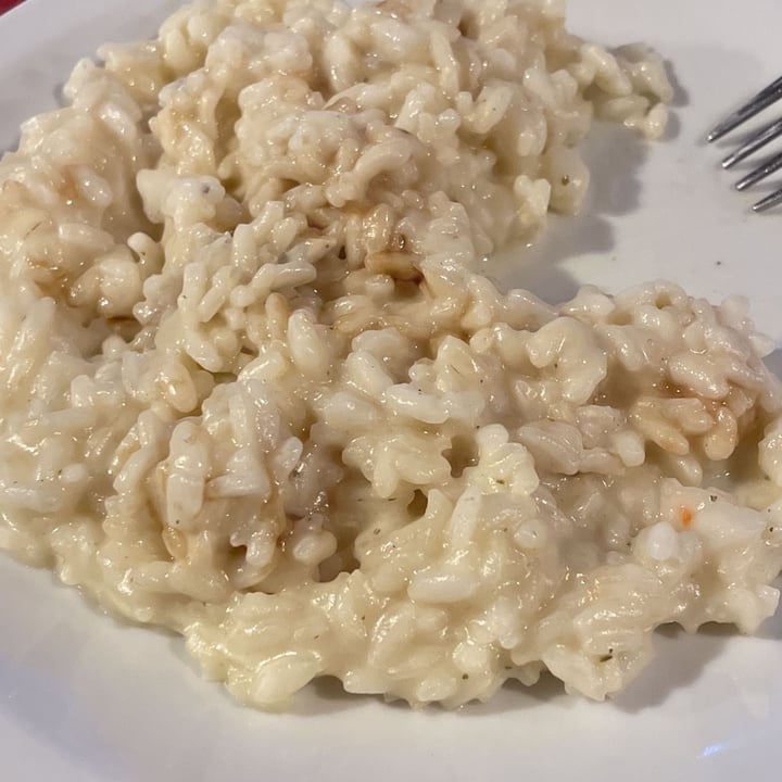 photo of Disco Le Village risotto con aceto balsamico shared by @iside01 on  08 May 2022 - review