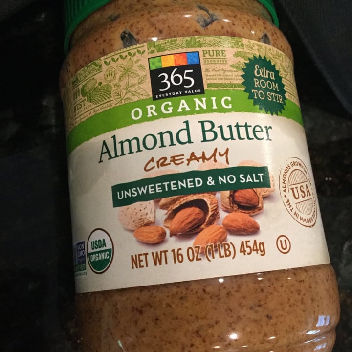 photo of 365 Whole Foods Market Organic Almond butter shared by @vgnorgngrl on  12 Sep 2020 - review