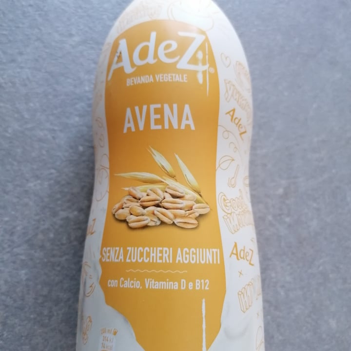 photo of AdeZ Avena shared by @sal87 on  06 Aug 2022 - review