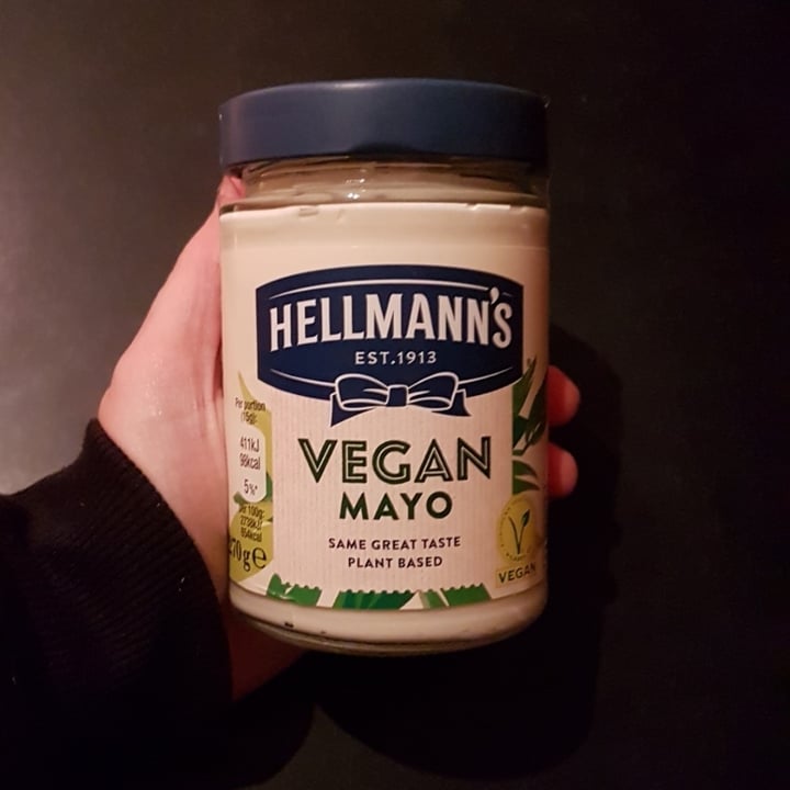 photo of Hellmann’s Hellman’s Vegan Mayonnaise shared by @minis on  29 Mar 2021 - review