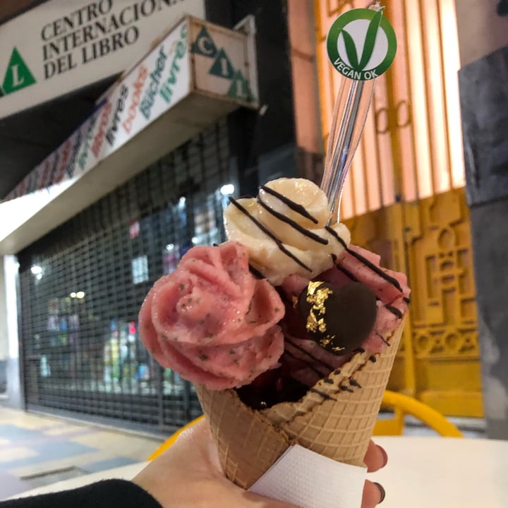 photo of Dante Sopelsa Helado shared by @debbyhamra on  10 Jun 2022 - review