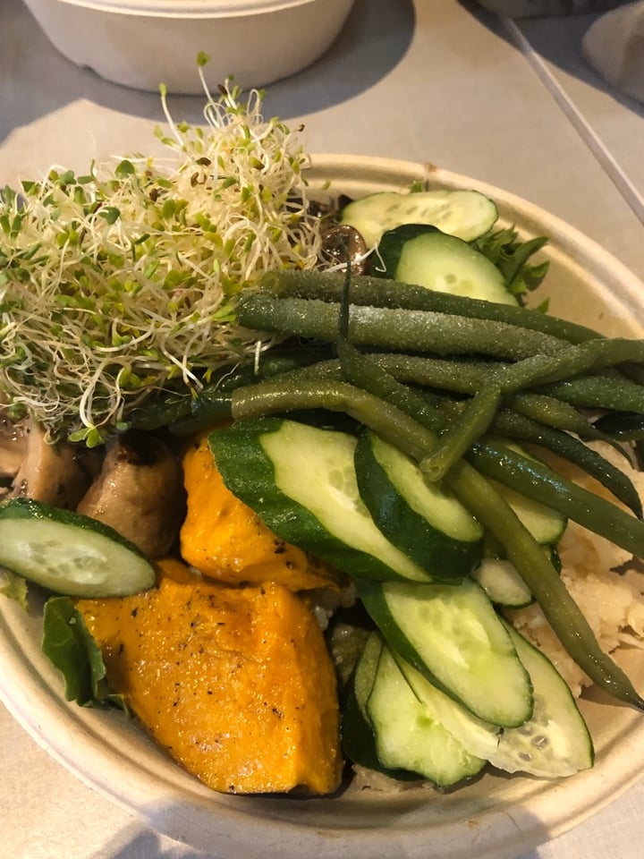 photo of Toss & Turn Create your own salad shared by @roxtarlette on  26 Jan 2020 - review