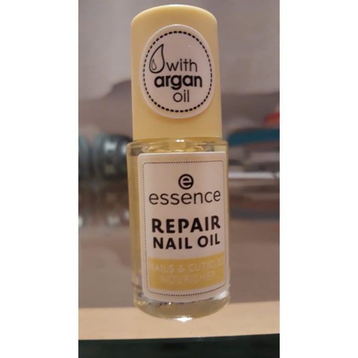 review photo of Essence Cosmetics Repair nail oil shared by @ratica on 25 Jul 2020 - review