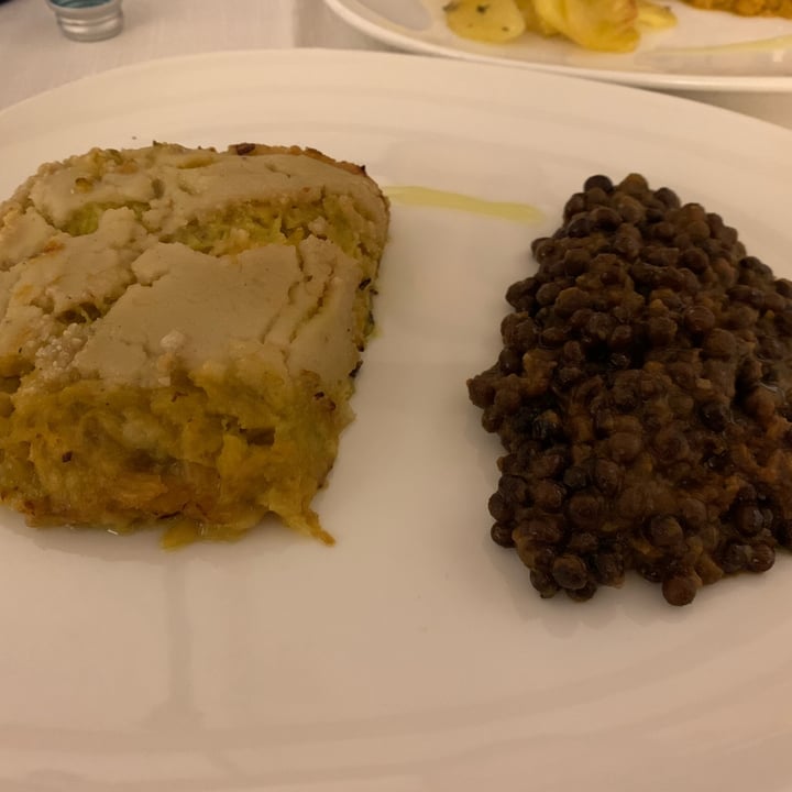 review photo of il Lughino, come Natura insegna - Como Sformato Di Cavolo Cappuccio E Legumi In Umido shared by @ariannaalberti on 13 Apr 2022 - review