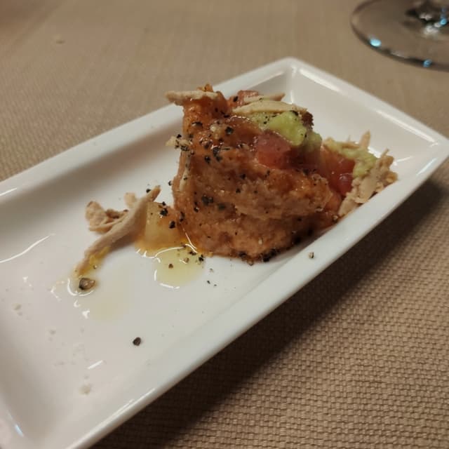 菜肴“Antipasto di tofu e pomodoro”的照片