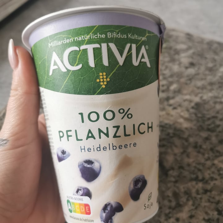 review photo of Activia 100% Pflanzlich Heidelbeere shared by @susikarotti on 30 Jun 2022 - review