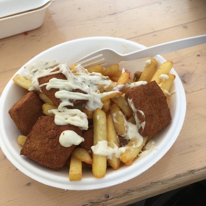 review photo of The Vegan Butcher's Choice Vegan Nuggets And Fries shared by @thomascliquetisvegan on 01 Dec 2020 - review