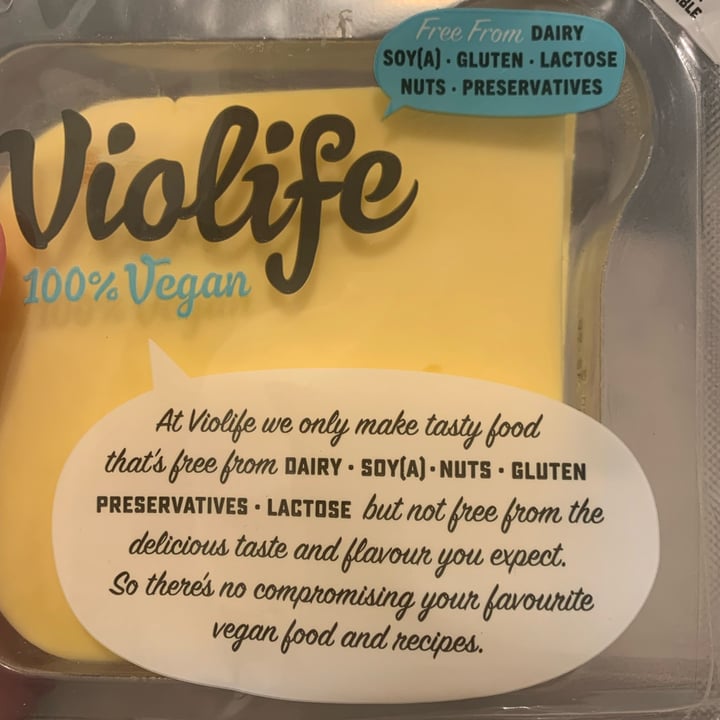 photo of Violife Smoked Provolone Slices shared by @friendlyvegan on  29 Nov 2022 - review