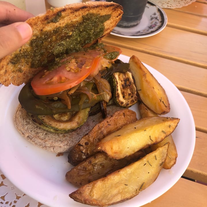 review photo of Blossom Super Sandwich Vegan shared by @stefiics on 22 Feb 2021 - review