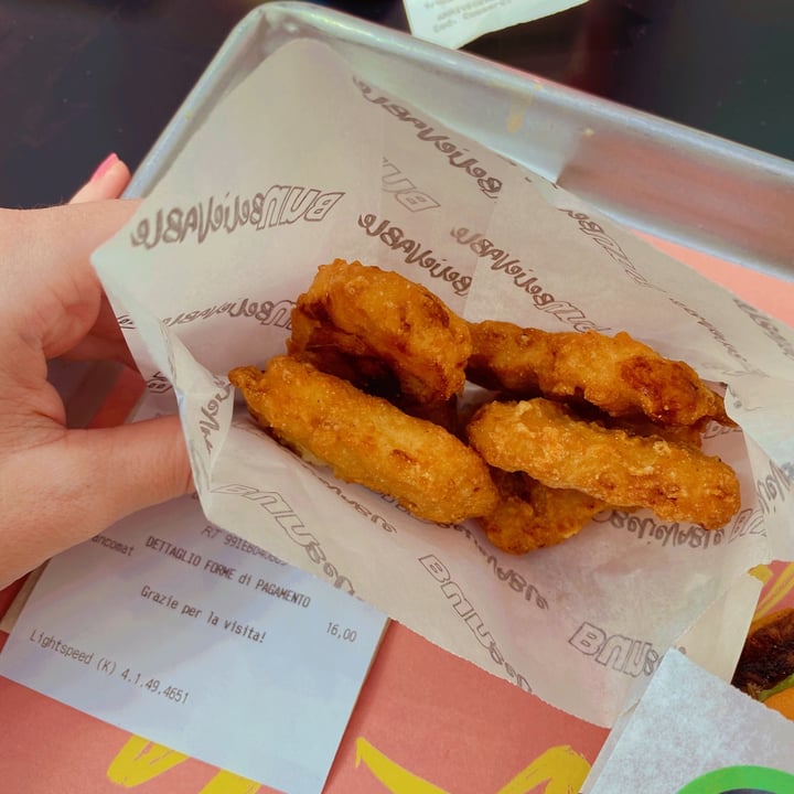 photo of Bun Unbelievable Burgers Plant-Based Nuggets shared by @hey-itsclau on  15 Sep 2022 - review