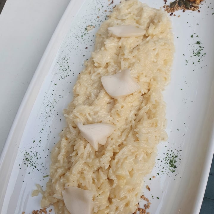 review photo of Nirvana Ristorante Firenze Risotto ai formaggi veg shared by @elenacelentano on 20 May 2022 - review