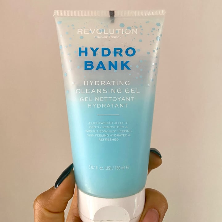 review photo of Revolution Beauty Hydrating cleansing gel shared by @laleto on 31 Mar 2022 - review