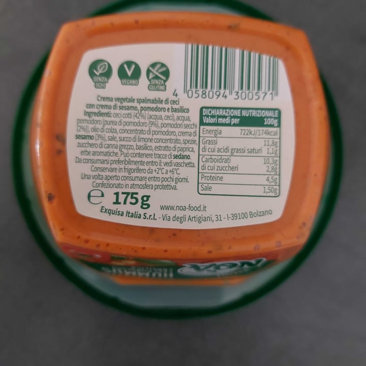 review photo of Exquisa Italia srl Hummus ceci pomodoro & basilico shared by @iltulipanoavento on 13 Mar 2022 - review