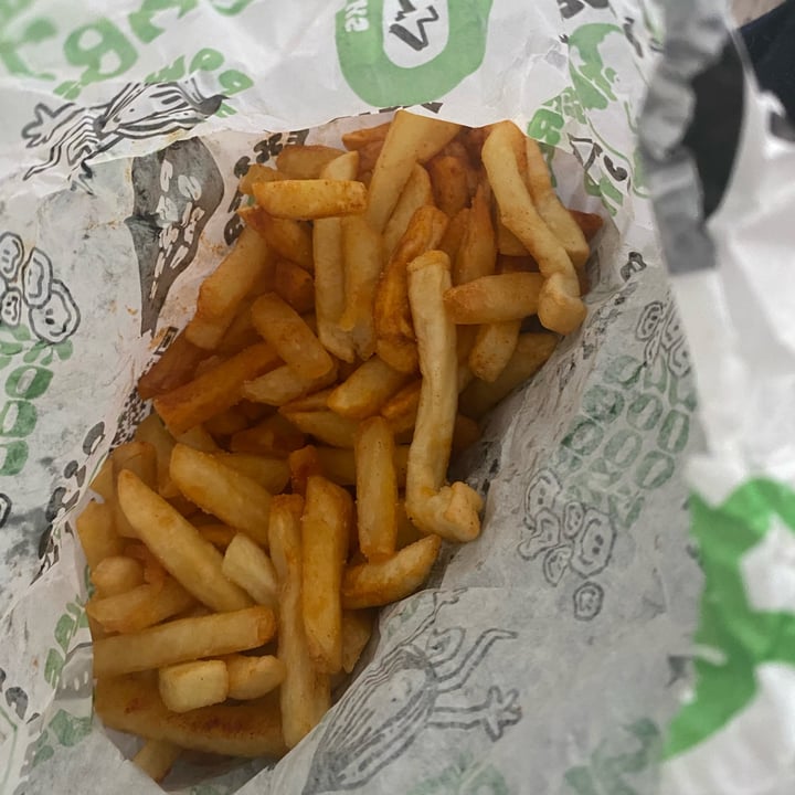 photo of What The Pitta Croydon Chips shared by @anaaragon on  16 Jul 2022 - review