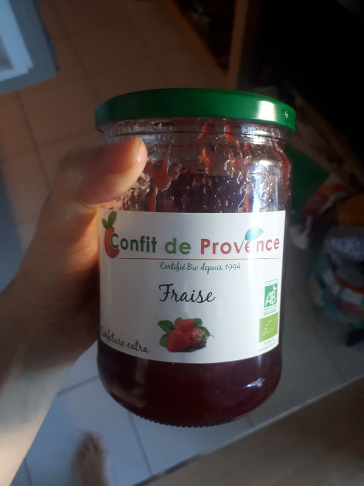 review photo of Confit de Provence Confiture de fraise shared by @melodyfromthemoon on 30 Mar 2020 - review