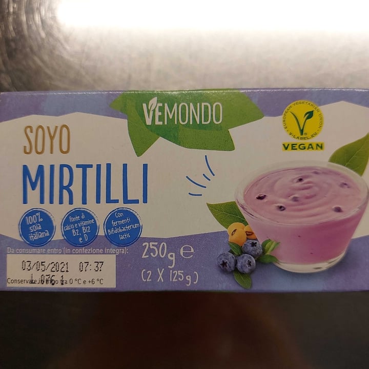 photo of Vemondo yogurt al mirtillo shared by @biboki on  24 Apr 2021 - review