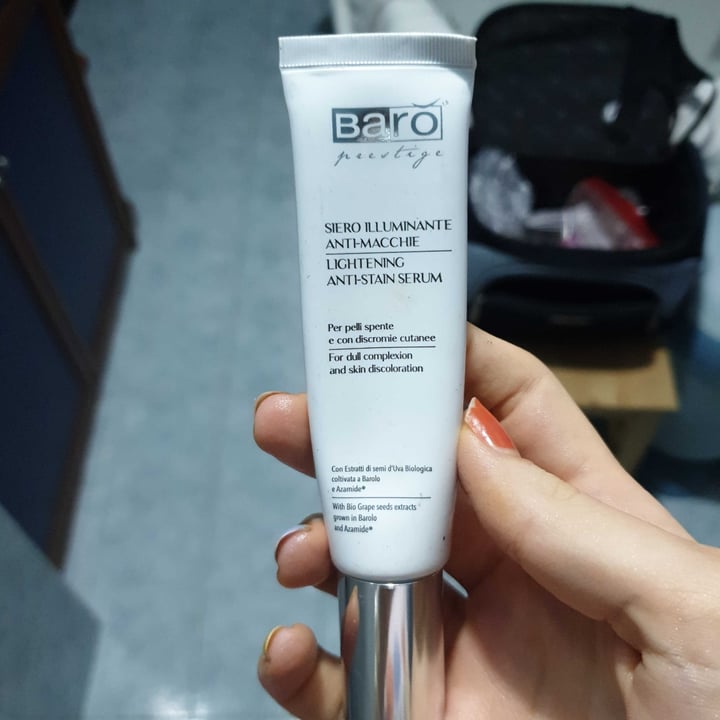 photo of Baró cosmetics Siero illuminante shared by @itslauraheree on  27 May 2022 - review
