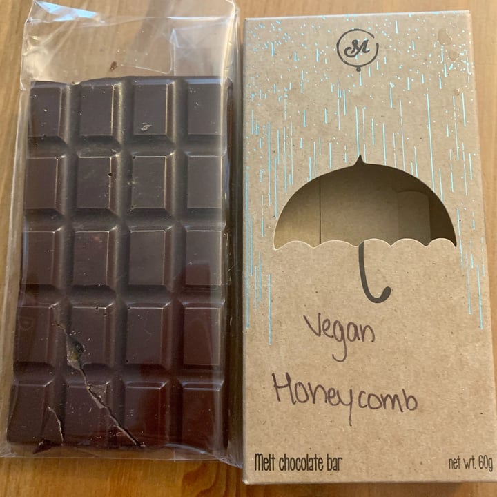 photo of Melt Chocolate Bar Vegan Honeycomb Bar shared by @lauriemayb on  29 May 2022 - review