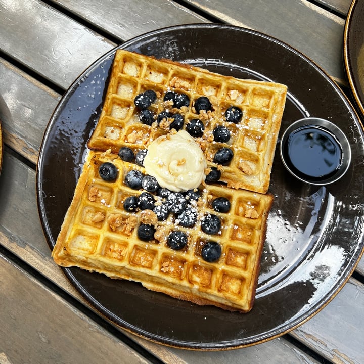 photo of Nic's On Beverly Waffles shared by @roserose on  23 Oct 2022 - review