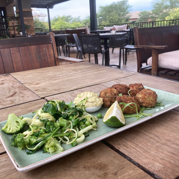 photo of Doppio Zero Pealafel Fritters and Warm Greens shared by @twoleavess on  26 Mar 2021 - review