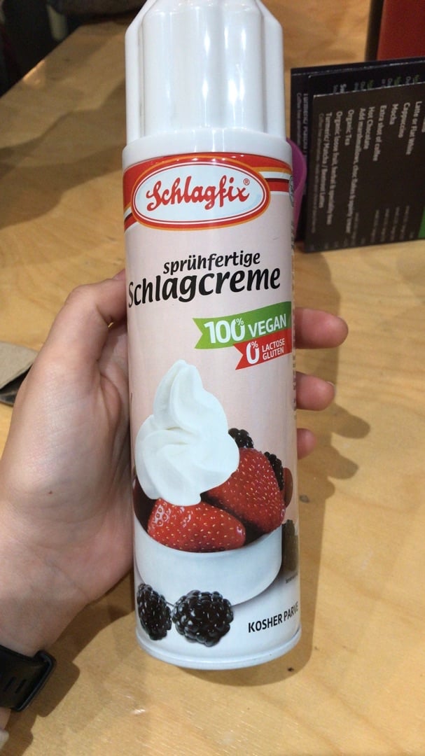 review photo of Schlagfix Sprühfertige Schlagcreme shared by @amyrowlou on 09 Nov 2019 - review