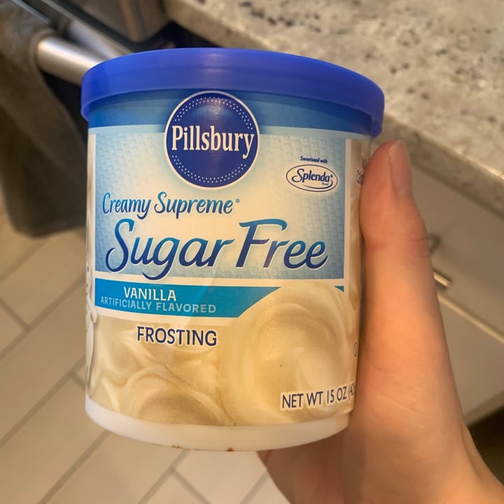 photo of Pillsbury Creamy Supreme Sugar Free vanilla frosting shared by @karatesarah8 on  19 Sep 2021 - review