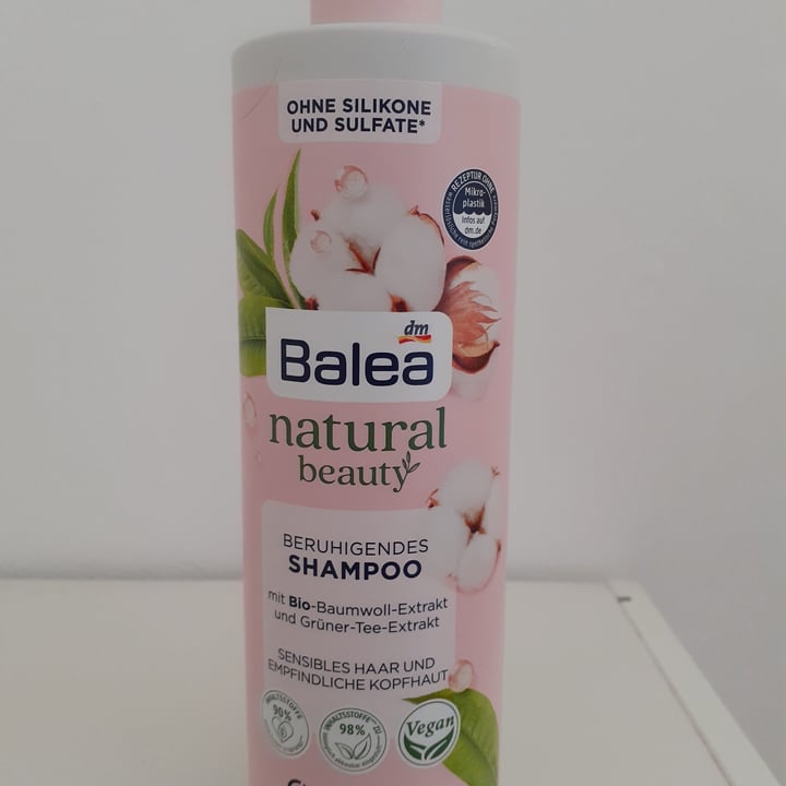 photo of Dm balea natural beauty shampoo shared by @daniela325 on  04 May 2022 - review