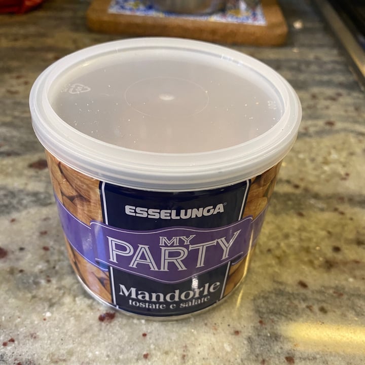 review photo of Esselunga Mandorle Tostate E Salate shared by @bythehearts on 27 Jan 2021 - review