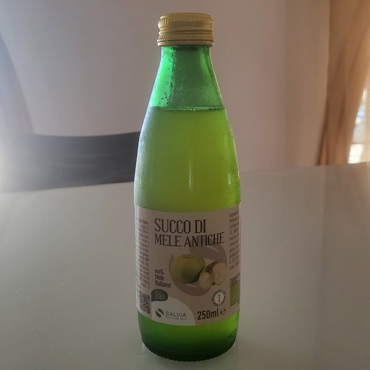 photo of Salvia Succo di Mele Antiche shared by @algaritmica on  09 Jun 2022 - review