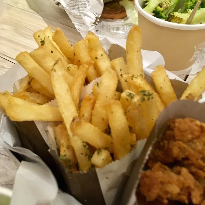 photo of VeganBurg Singapore Seaweed Fries shared by @vikas on  31 Jul 2018 - review