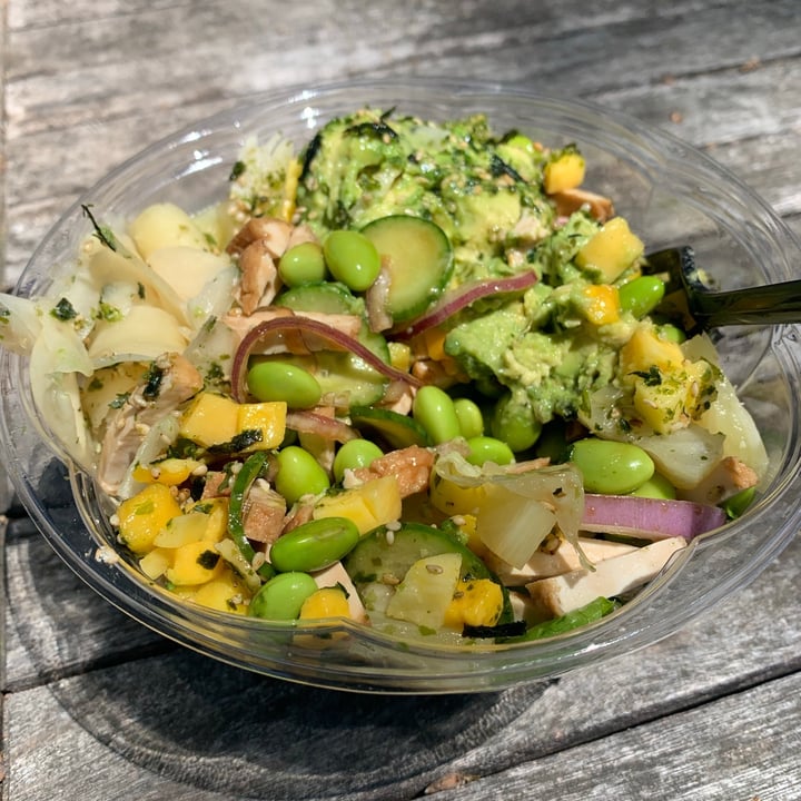 photo of ALOH-O Poke bowl shared by @shannonmarilyn on  18 May 2021 - review
