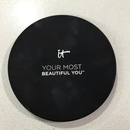 IT Cosmetics