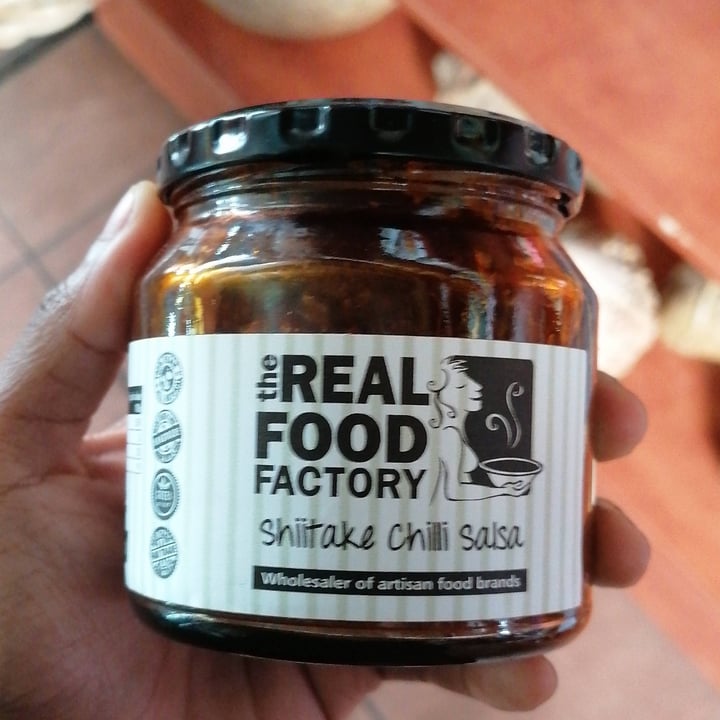 review photo of The Real Food Factory Chilli sauce shared by @sibusisoskosana on 15 May 2022 - review