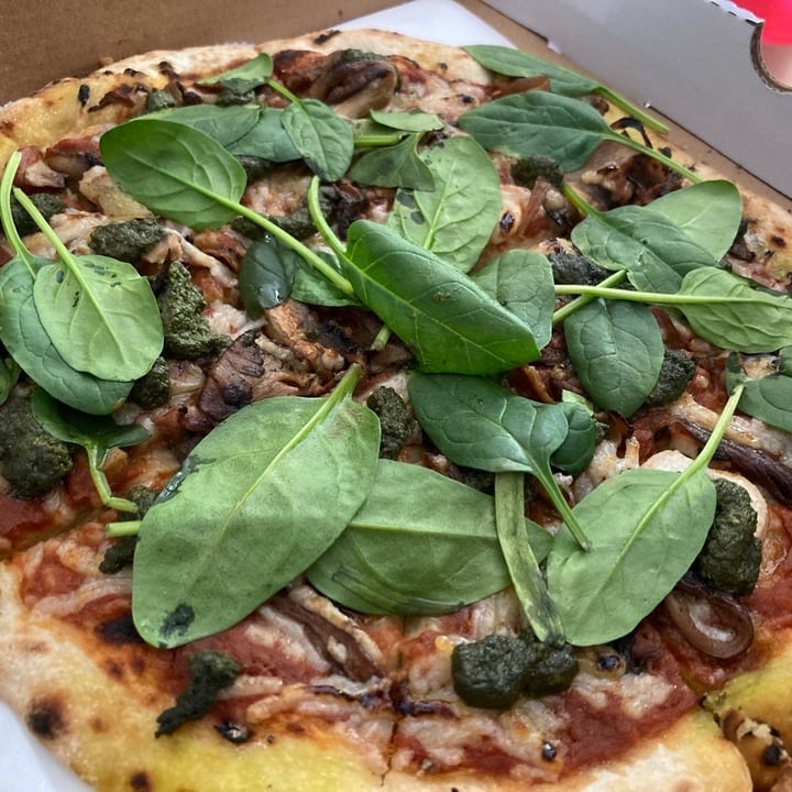 photo of Sunny Slices Mushroom and Pesto shared by @hollya113 on  22 Feb 2021 - review