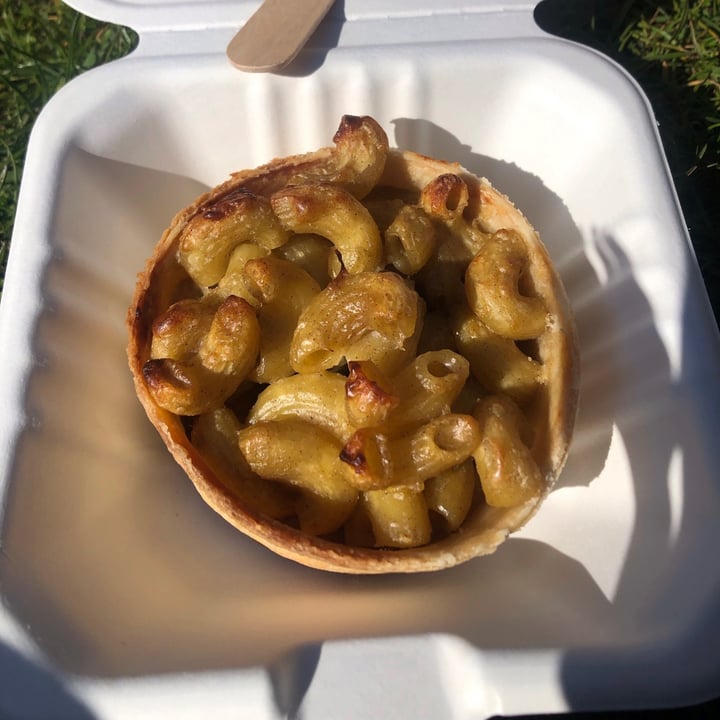 photo of Rose & Grant's Deli Cafe Macaroni pie shared by @brandonthefruit on  26 Apr 2021 - review